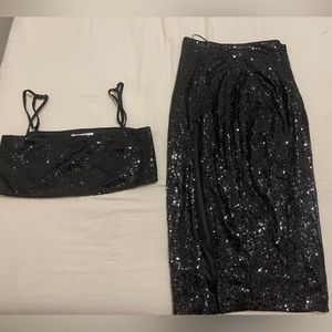 NWOT Showpo crop top and slit skirt set US 4